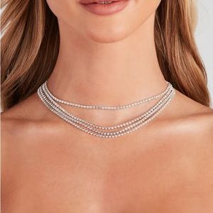 WINDSOR RHINESTONE CHOKER